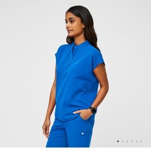 FIGS Rafaela Oversized Scrub Top